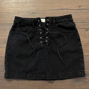 Pacsun Black Denim Lace Up Skirt Size 23